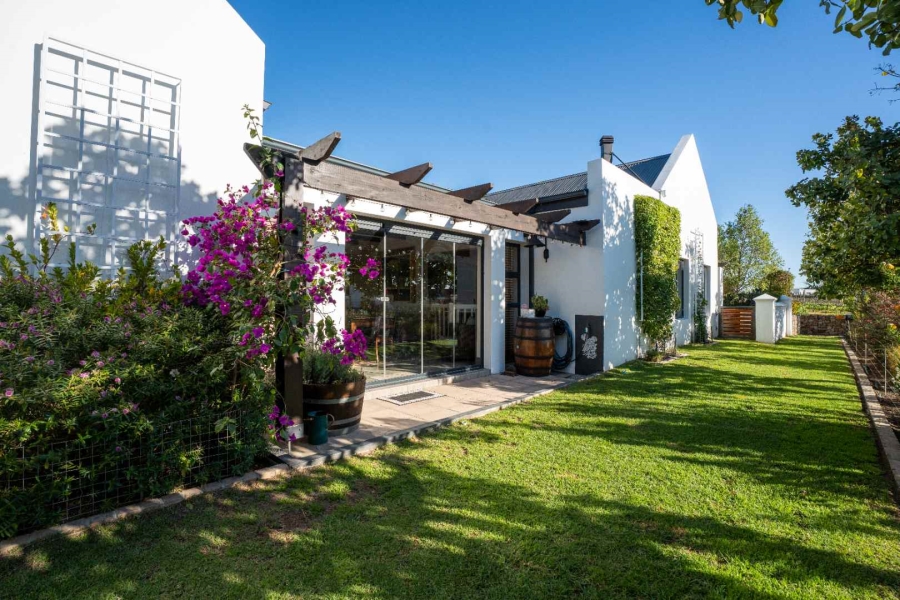 4 Bedroom Property for Sale in Croydon Western Cape